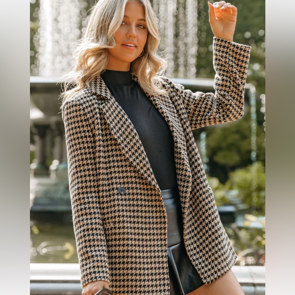 NWT - TAXI POCKETED HOUNDSTOOTH PEACOAT